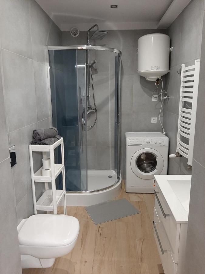 Central Platinum Apartments 14 รืบนิค ภายนอก รูปภาพ